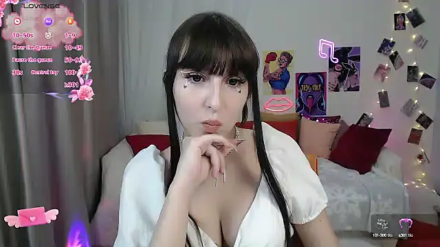 ElsaNeal online show from January 28, 6:07 pm