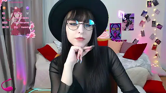 ElsaNeal online show from January 31, 6:03 pm