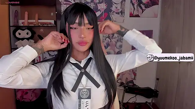 Snapshot of Sweet-bunny1 chatting on December 11, 6:52 pm Sweet-bunny1 online show from December 11, 6:52 pm