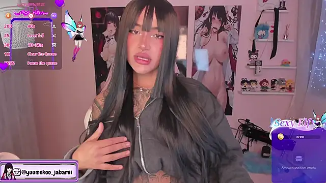 Snapshot of Sweet-bunny1 chatting on February 11, 7:16 pm Sweet-bunny1 online show from February 11, 7:16 pm