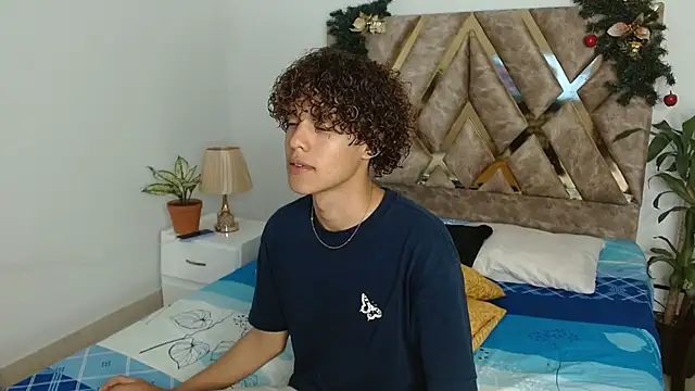 nickolas moon online show from December 15, 10:15 pm