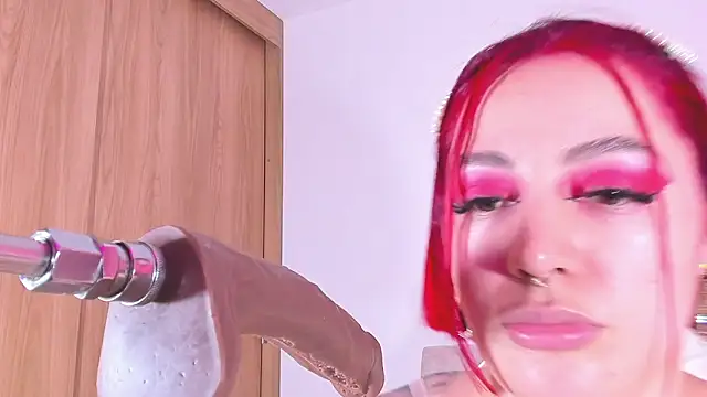 annika taylor online show from February 10, 10:19 pm