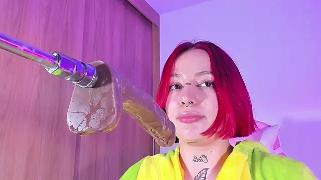 annika taylor online show from March 3, 3:08 am