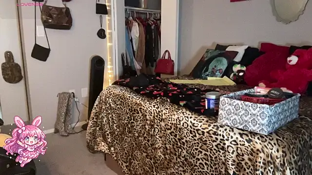 babybimbo online show from April 11, 8:35 pm