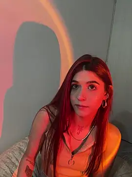 Snapshot of AnnyCherry_ chatting on December 28, 3:15 am AnnyCherry online show from December 28, 3:15 am