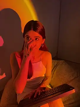 Snapshot of AnnyCherry_ chatting on December 29, 8:04 pm AnnyCherry online show from December 29, 8:04 pm