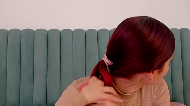 Snapshot of AnnyCherry_ chatting on October 28, 10:01 pm AnnyCherry online show from October 28, 10:01 pm