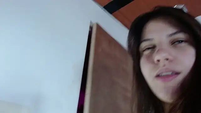 Snapshot of melody__bleir chatting on November 9, 5:06 am melody bleir online show from November 9, 5:06 am