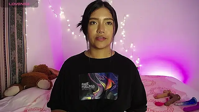 DIANEE 01 online show from January 28, 4:18 am