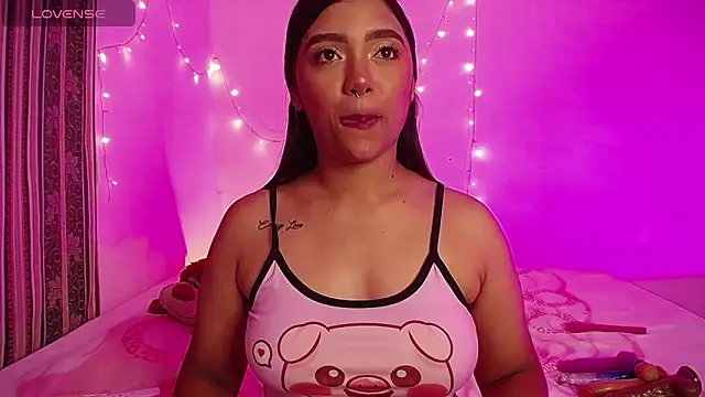 DIANEE 01 online show from February 2, 12:19 am