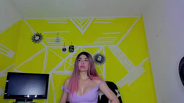 Snapshot of Nikolle_Rouss chatting on November 27, 4:09 pm Nikolle Rouss online show from November 27, 4:09 pm