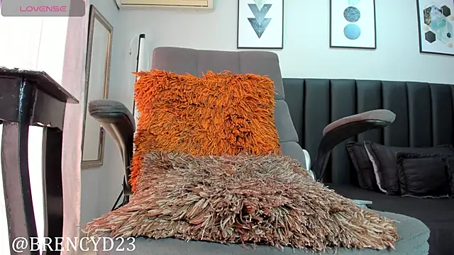 Snapshot of sexual_diamond chatting on December 13, 5:10 pm sexual diamond online show from December 13, 5:10 pm