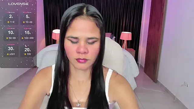 anniie smith online show from March 8, 11:05 am