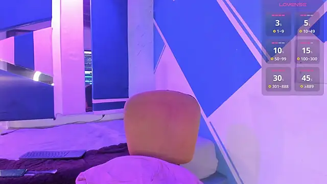 Snapshot of SamanthaFerrer_ chatting on November 7, 5:29 am SamanthaFerrer online show from November 7, 5:29 am