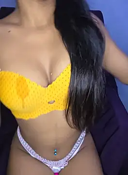 Snapshot of Liyana_Babe chatting on October 8, 2:31 am Liyana Babe online show from October 8, 2:31 am