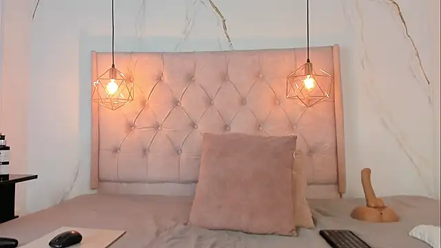 zamira 44 online show from April 7, 2:17 pm