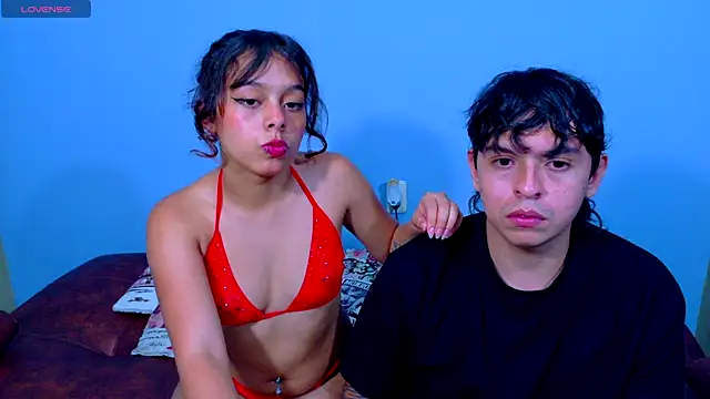 Snapshot of clydexxxbunny chatting on January 25, 3:19 am clydexxxbunny online show from January 25, 3:19 am