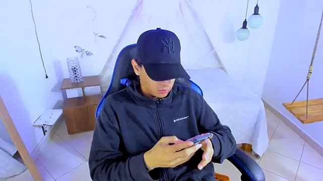 Brand habes online show from November 30, 5:33 am