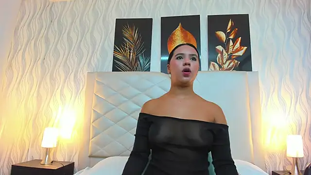 Snapshot of Amberr_Greyy chatting on February 10, 2:48 pm Amberr Greyy online show from February 10, 2:48 pm