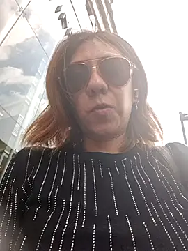 Snapshot of Lunababymylove chatting on February 15, 10:21 pm Lunababymylove online show from February 15, 10:21 pm