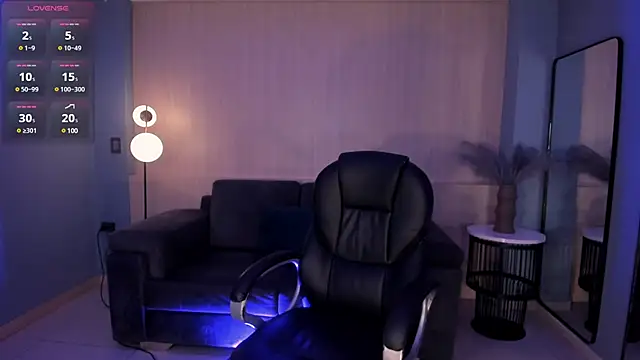 DolcieElliot online show from March 10, 12:48 pm