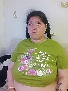 Snapshot of LennaTurnerr chatting on February 19, 10:09 pm LennaTurnerr online show from February 19, 10:09 pm