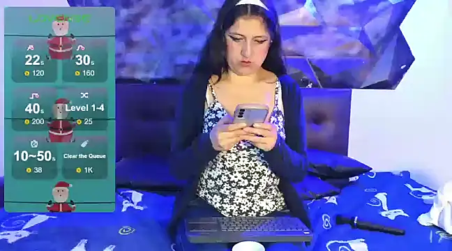 dakota guirl online show from December 18, 10:08 am