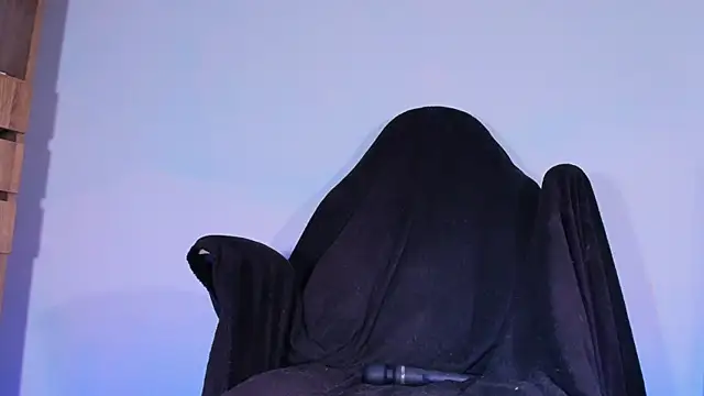 KaelMoreau online show from January 18, 12:09 pm