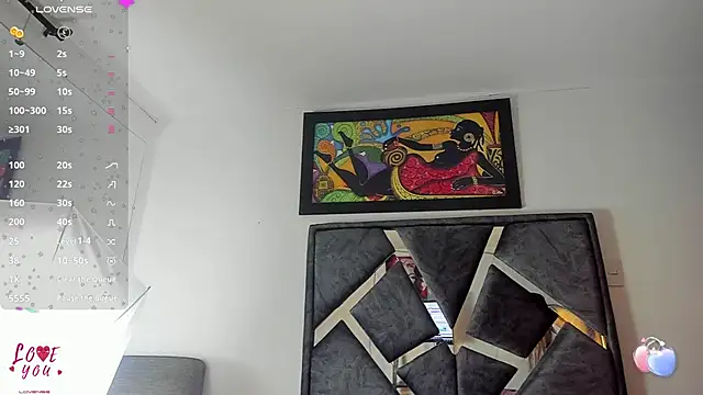 Snapshot of Vahiolet_smith chatting on October 29, 3:09 am Vahiolet smith online show from October 29, 3:09 am