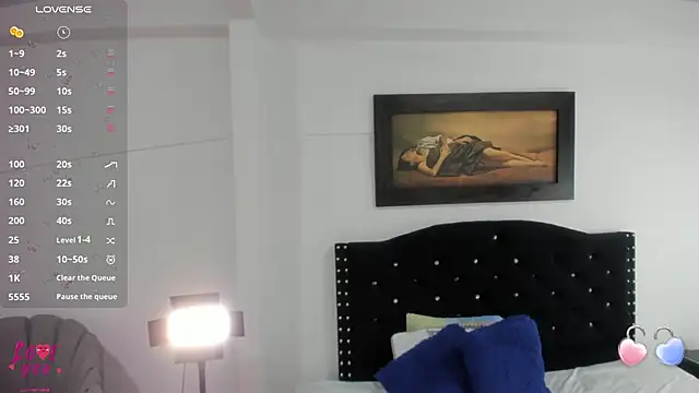 Snapshot of Vahiolet_smith chatting on November 21, 3:16 am Vahiolet smith online show from November 21, 3:16 am