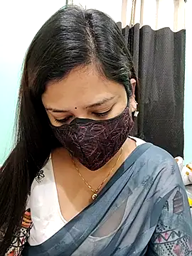 Snapshot of payal_sharma1 chatting on March 13, 2:16 am payal sharma1 online show from March 13, 2:16 am