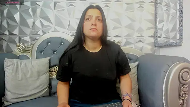 Snapshot of KataleyaStiward chatting on December 20, 1:22 pm KataleyaStiward online show from December 20, 1:22 pm