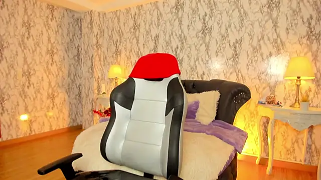 Snapshot of SpicyAmelia chatting on February 27, 1:28 pm SpicyAmelia online show from February 27, 1:28 pm