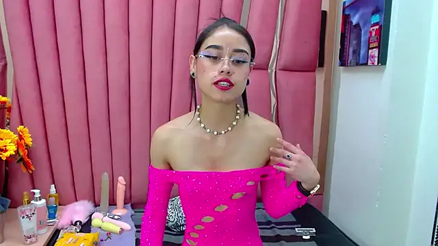 Snapshot of AnnySweett_ chatting on February 3, 3:49 pm AnnySweett online show from February 3, 3:49 pm