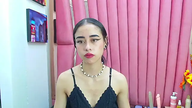 Snapshot of AnnySweett_ chatting on February 17, 1:53 pm AnnySweett online show from February 17, 1:53 pm