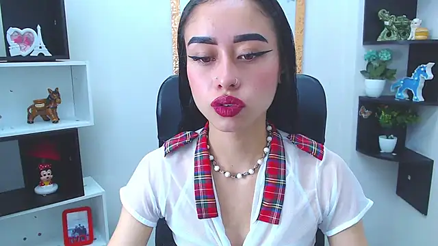 Snapshot of AnnySweett_ chatting on February 27, 12:34 pm AnnySweett online show from February 27, 12:34 pm