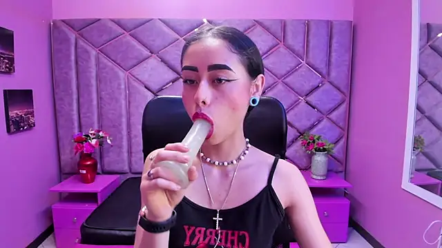 Snapshot of AnnySweett_ chatting on October 4, 3:10 pm AnnySweett online show from October 4, 3:10 pm