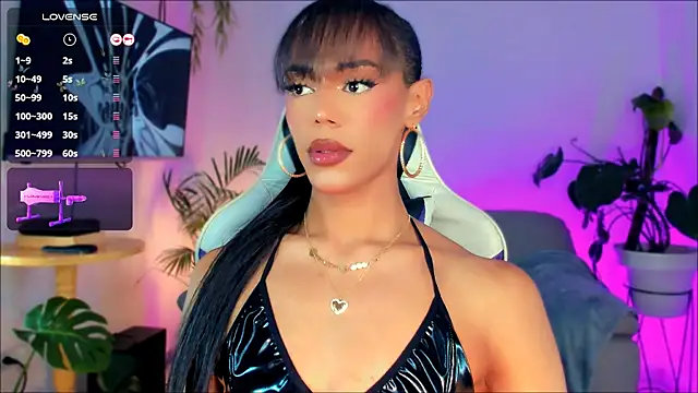 Snapshot of _Miss_Anna_ chatting on March 9, 4:38 am Miss Anna online show from March 9, 4:38 am