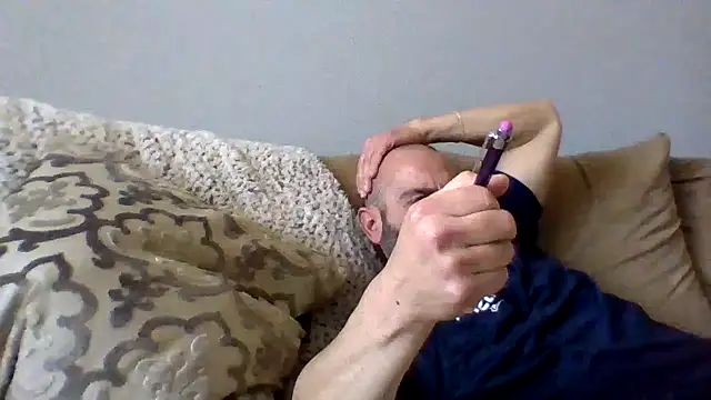 mikeystrong online show from February 28, 11:01 pm