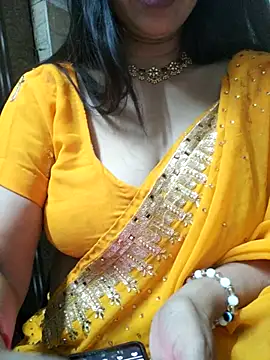 Snapshot of Aradhya-Sharma chatting on March 18, 8:26 pm Aradhya-Sharma online show from March 18, 8:26 pm