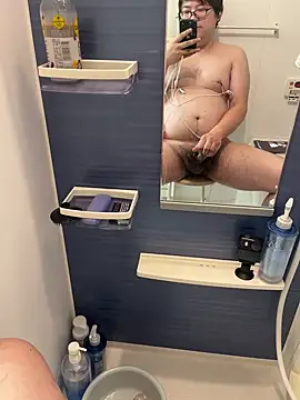 Snapshot of yuuki198912 chatting on October 5, 3:27 am yuuki198912 online show from October 5, 3:27 am