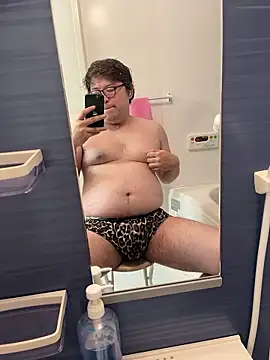 Snapshot of yuuki198912 chatting on October 9, 12:14 pm yuuki198912 online show from October 9, 12:14 pm