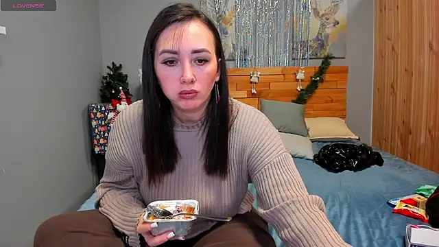 Snapshot of Kendra_SXY chatting on December 15, 2:19 am Kendra SXY online show from December 15, 2:19 am