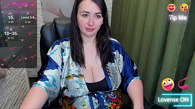 Snapshot of Kendra_SXY chatting on January 24, 2:07 am Kendra SXY online show from January 24, 2:07 am