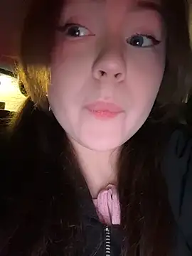 Snapshot of Peachy_Dream chatting on April 25, 6:27 pm Peachy Dream online show from April 25, 6:27 pm