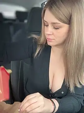 Love Bri online show from February 25, 6:58 am