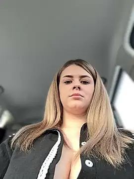 Love Bri online show from February 26, 11:41 am