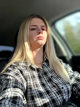 Love Bri online show from October 2, 10:33 am