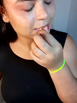 Snapshot of Cleo_hills chatting on December 27, 4:10 pm Cleo hills online show from December 27, 4:10 pm