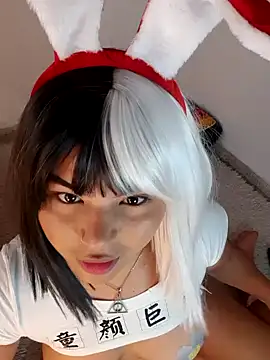 Snapshot of Cleo_hills chatting on February 2, 1:52 pm Cleo hills online show from February 2, 1:52 pm